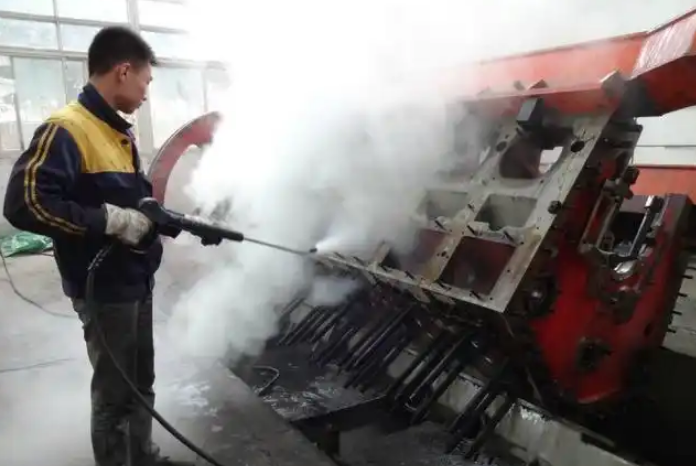 石家莊新（xīn）綠（lǜ）設備清洗有限公司工業設（shè）備（bèi）清洗